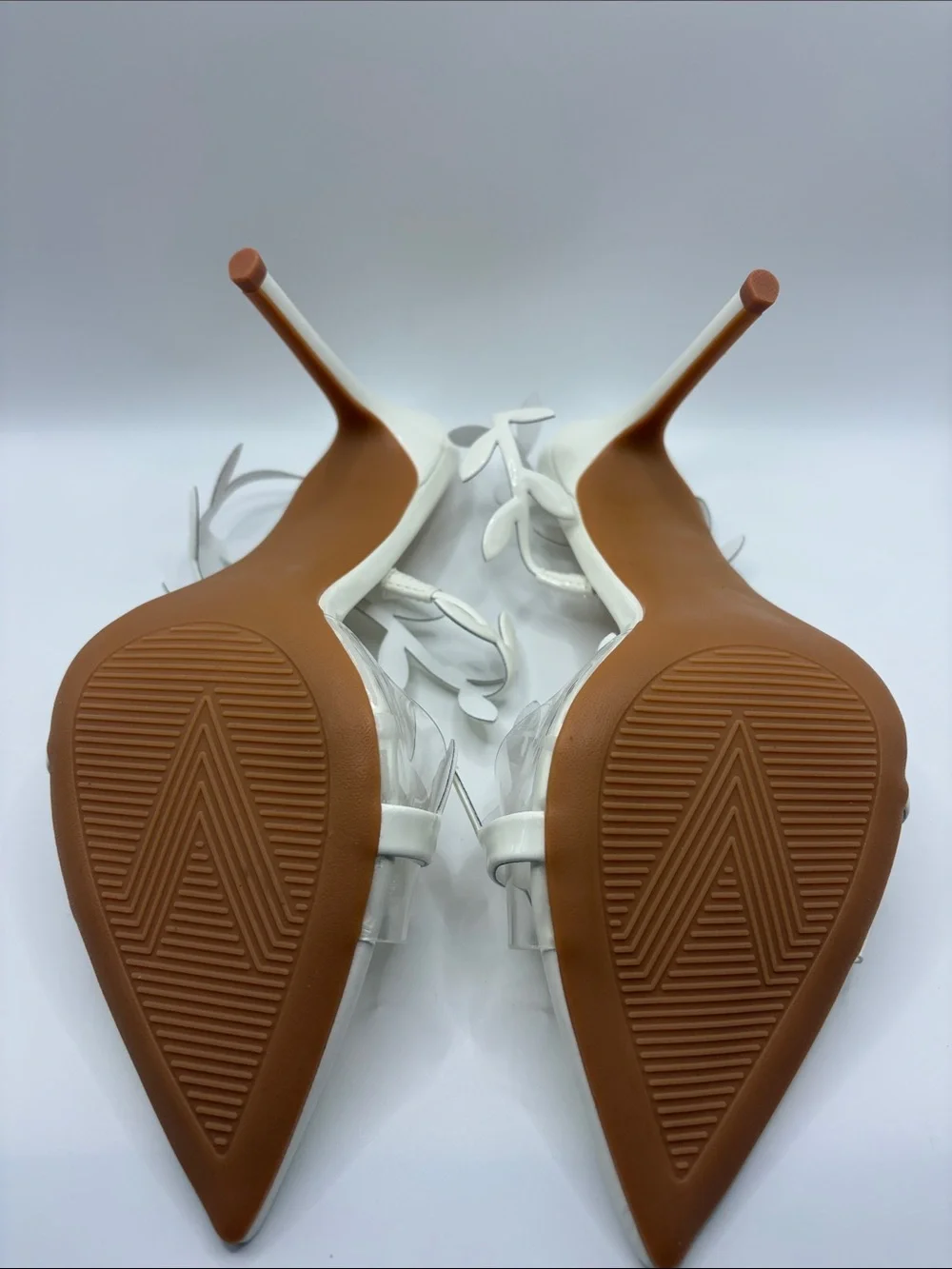 White Leaf-Accent Pointed Toe High Heel Sandals